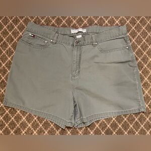 Tommy Hilfiger Light green Shorts